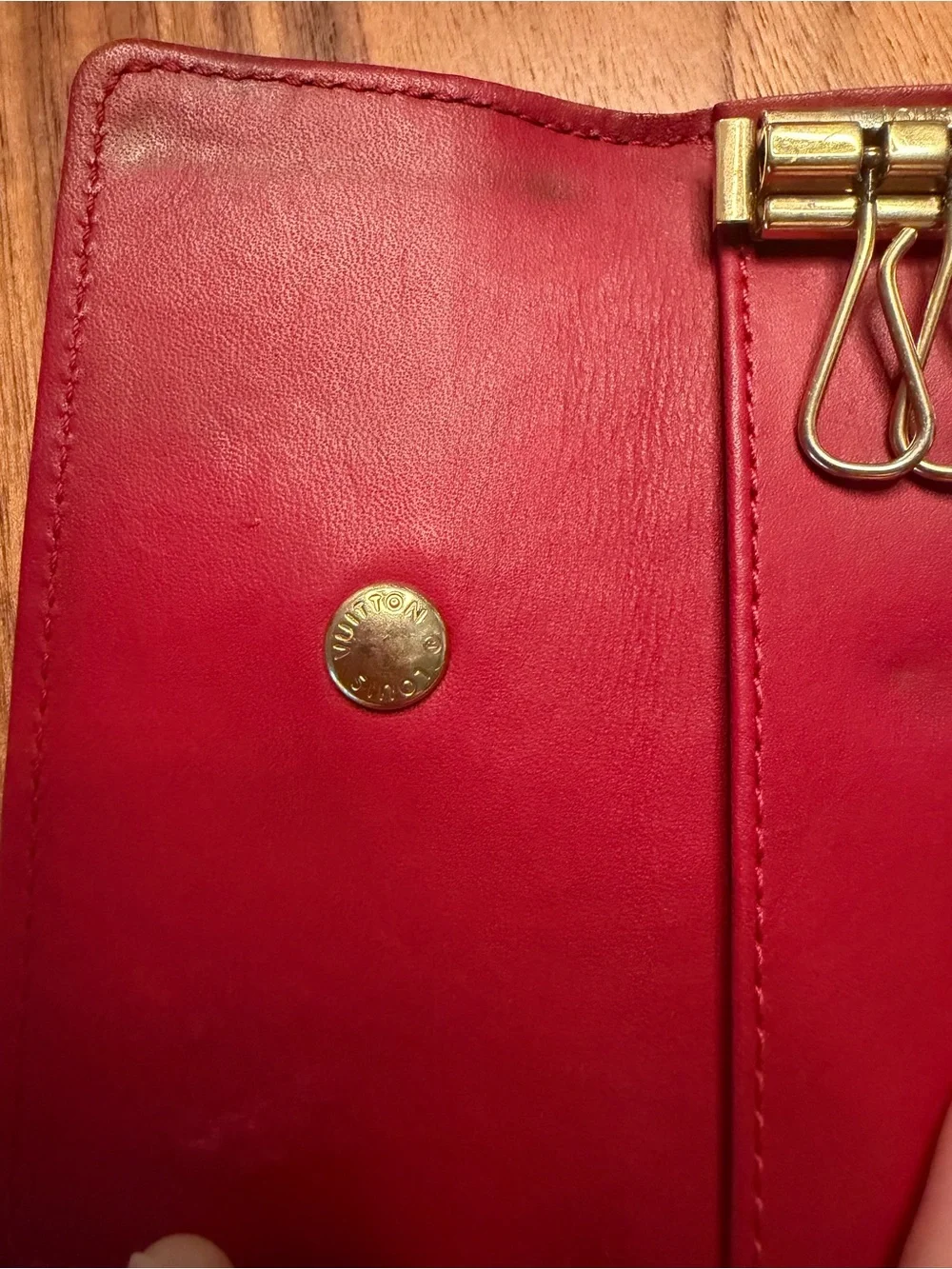 Vintage Louis Vuitton Multiclés 4 key holder in Castilian Red Epi leather